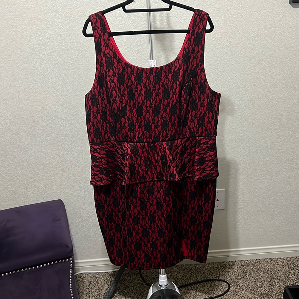 EUC Torrid collab with Rebel Black lace and red bodicon size 20